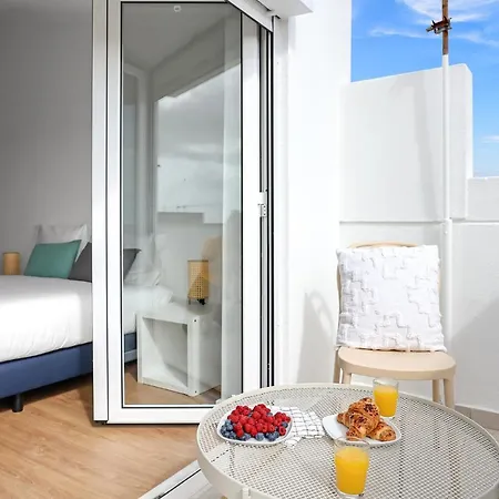 דירה Sunny 2 Bedroom In - Balconies With River View *