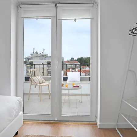 Апартаменты Sunny - - Balcony With River View By Lisbeyond